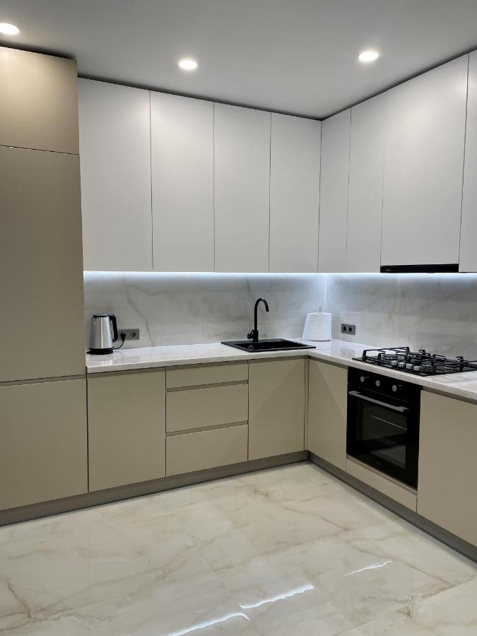 Жк Great Britain Apartment Lemberg Exterior foto